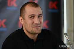 Пресс-конференция с чемпионом мира по боксу по версии WBO Сергеем Ковалевым. Челябинск, ковалев сергей