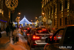 Вечерняя Москва. Москва, пробка, зима, лубянка, новогодняя елка, трафик, лубянская площадь, новый год, иллюминация
