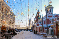 Снег и коммунисты в Москве. Москва, сугроб, снег, зима, город москва, вечер, последствия снегопада, улица никольская, собор казанской божией матери