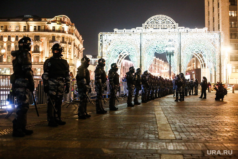 Обстановка на Манежной площади, где сторонники Алексея Навального планируют провести акцию протеста. Москва