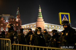 Несогласованная акция протеста после объявления приговора оппозиционеру-блогеру. Москва, полиция, протест, манежная площадь, омон, москва, несогласованная акция