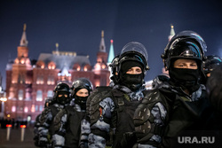 Несогласованная акция протеста после объявления приговора оппозиционеру-блогеру. Москва, полиция, росгвардия, протест, манежная площадь, омон, москва, несогласованная акция