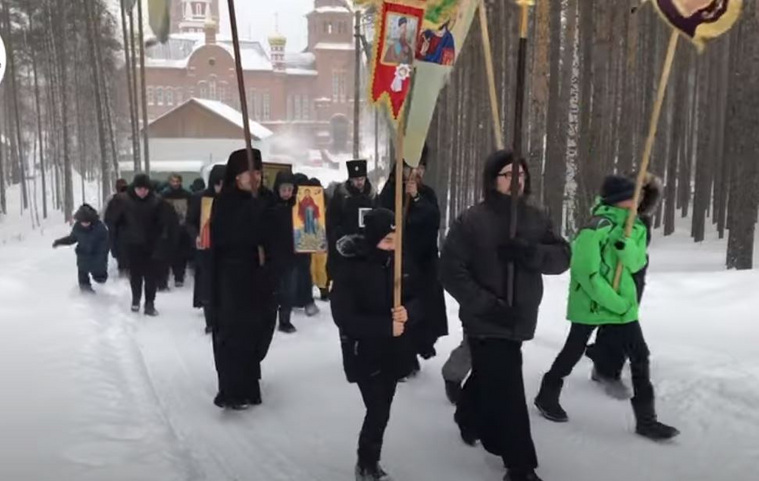Крестный ход прошел в воскресенье