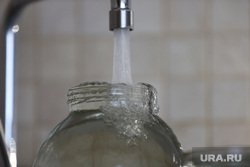 Клипарт на тему отключения воды. Курган, вода, нет воды, отключение воды, кран с водой, водоснабжение, холодная вода, хвс, вода в банке