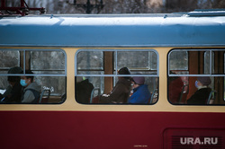Виды города во время вынужденных выходных из-за ситуации с CoVID-19. Екатеринбург, екатеринбург , трамвай, пустой город