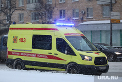 Скорая помощь на дороге. Москва, медики, дорога, едет, 103, скорая помощь
