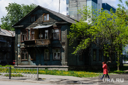 Виды Екатеринбурга, старый дом, деревянный дом, деревянный барак