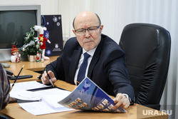 Комитет областной думы по бюджету. Курган, исламов марат, портрет