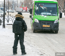 В Магаданской области водитель высадил из общественного транспорта 13-летнего школьника