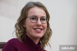 Ксения Собчак встречается с жителями Свердловской области после открытия предвыборного штаба в Екатеринбурге, собчак ксения, портрет