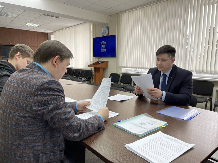 Евгений Пащук подал документы на праймериз для участия в выборах в Госдуму
