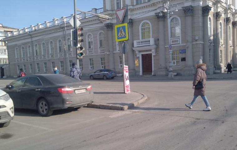 Незаконную рекламу приезжая ярмарка разместила в Кургане