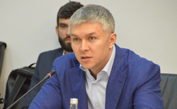 Рустам Галямов имет опыт работы в свердловском правительстве