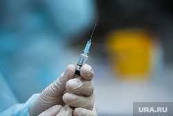 Первый в Свердловской области пункт вакцинации против COVID-19 на территории торгового центра. Екатеринбург, укол, прививка, вакцина, вакцинация, covid19, коронавирус, вакцина от коронавируса, прививка от ковид
