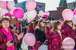 Первомайская демонстрация на Красной площади. Москва, воздушные шарики, 1 мая, праздник труда, первомай