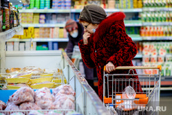 Торговый центр. Курган, продукты, покупатели, цены, супермаркет, продуктовая корзина, магазин, тележка с продуктами, покупки, покупатель, цены на продукты, продукты питания, Высокие цены
