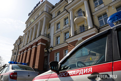 Закрытие банка "Нейва". Екатеринбург, машина росгвардии, нейва банк