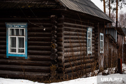 Перепись населения в отдаленных территориях Свердловской области. Свердловская область, поселок Островное, жилой дом, деревня, изба, поселок, село, деревенский дом, хозяйство, частный сектор, хата