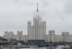 Виды Москвы, жилой дом, город москва, москворецкая набережная, дом на котельнической, жилая высотка, сталинская высотка