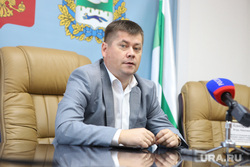 Пресс-конференция с художественным руководителем курганского симфонического оркестра Антоном Шниткиным. Курган, ксенофонтов игорь, портрет