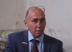 Андрей Клочков рассказал, что вымышленный политик Виталий Наливкин (на фото) не имеет отношения к новостям о стройке колонии в Тюмени