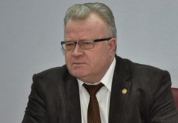 Евгений Птичкин был председателем горизбиркома с 1996 по 2015 год