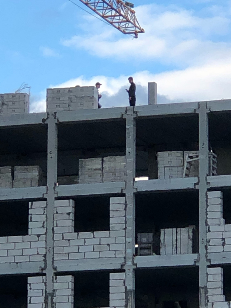 На объект был свободный доступ, пока на ситуацию не обратили внимание местные жители