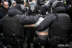 Несанкционированный митинг оппозиции в поддержку Алексея Навального. Москва, арест, задержание активистов, митинг, протест, несанкционированная акция, винтилово, омон, хапун, разгон демонстрации, драка с полицией, сопротивление при аресте