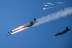 Самолеты РФ перехватили бомбардировщики США над Беринговым морем