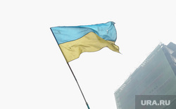События на Майдане. Киев, флаг украины, майдан, киев, украина, баррикады, самооборона, улица грушевского