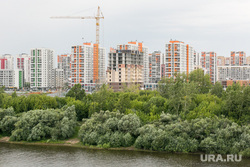 Новостройки. Тюмень, строительный кран, новостройки, строительство