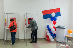 Единый день голосования. Магнитогорск, воздушные шары, коиб, триколор, кабинки голосования, выборы 2020