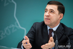 Пресс-конференция губернатора Свердловской области Евгения Куйвашева в пресс-центре конгресс-холла МВЦ «Екатеринбург-ЭКСПО». Екатеринбург, куйвашев евгений