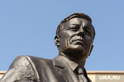 Памятник Петру Сумину. Челябинск, скульптура, сумин петр, памятник петру сумину