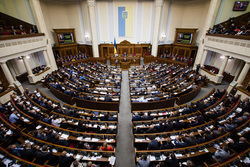 Рада Украины попросила весь мир думать над тем, как вернуть Крым