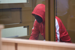 Виталий Бережной проигнорировал вопросы прессы, заданные на заседании суда