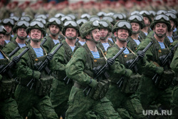 Парад Победы 2021 9 мая на Красной площади в Москве. Москва, десантники, десант, армия, военные