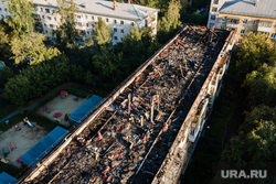 Жильцы сгоревшего дома в Екатеринбурге 2 неделю сидят без крыши