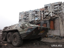 ОБСЕ в аэропорту Донецка. ДНР. Украина, бтр, война, донецк