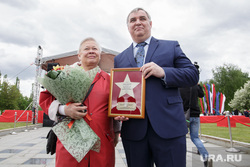 Открытие новых звезд на Аллее Доблести и Славы. Пермь, макарихин игорь, савина елена, памятная звезда