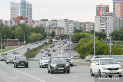 Новостройки. Тюмень, автомобили, дорога, строительство, улица профсоюзная, профсоюзная