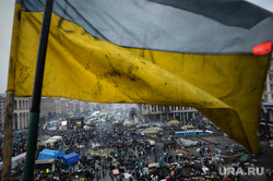 Майдан. Киев, флаг украины, майдан