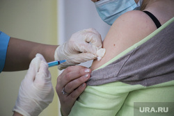 Пункт вакцинации в ТЦ «Воробьёвы горы». Курган, прививка, вакцинация, ковид, вакцина от коронавируса, прививка от covid19, ковид 19