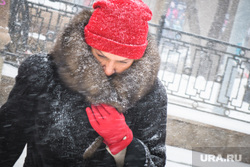 Виды города, снег. Екатеринбург, снег, холод, зима, непогода, метель
