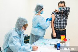 Вакцинация от гриппа на областном рынке на Громова. Екатеринбург, прививка, вакцина, прививка от гриппа, вакцина от гриппа, вакцинация