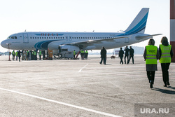 Открытие чартерных рейсов в Тюмень. Тюмень, аэропорт, авиакомпания ямал, самолет