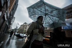 Осень, дождь в Москве. Москва, зонт, непогода, зонтик, дождь, осень