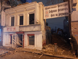 Флигель усадьбы Поповичевых снесли в ночь с 5-го на 6 ноября
