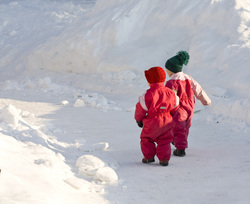 Клипарт depositphotos.com, снег, зима, дети зимой, зимняя прогулка