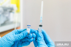 Вакцинация. Тюмень, ампула, прививка, шприц, вакцина, прививка от гриппа, вакцинация, спутник v, вакцина от коронавируса, прививка от ковид, прививка от covid19, вакцинация от ковид 19, вакцинация covid19, вакцина от ковид